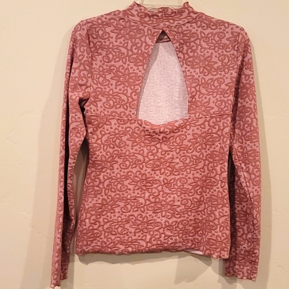 BKE Willow & Root Floral Jacquard Mock Neck Top - Picture 9 of 9